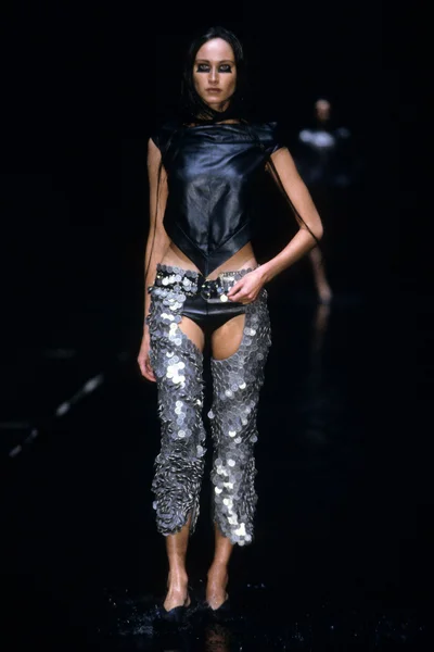 Look 17